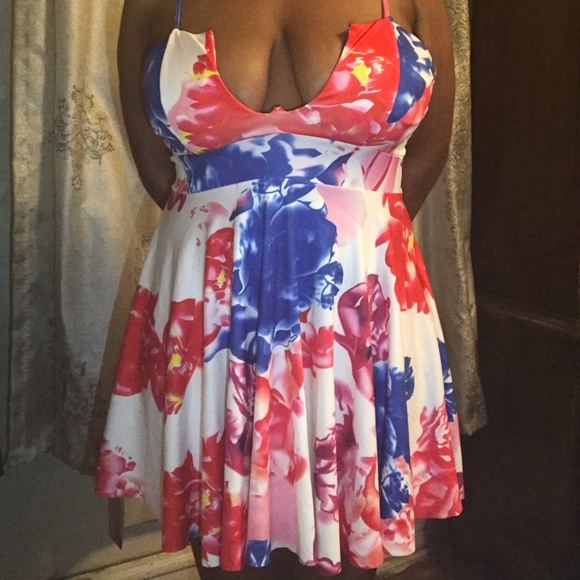 Floral Flare mini dress - Picture 7 of 7